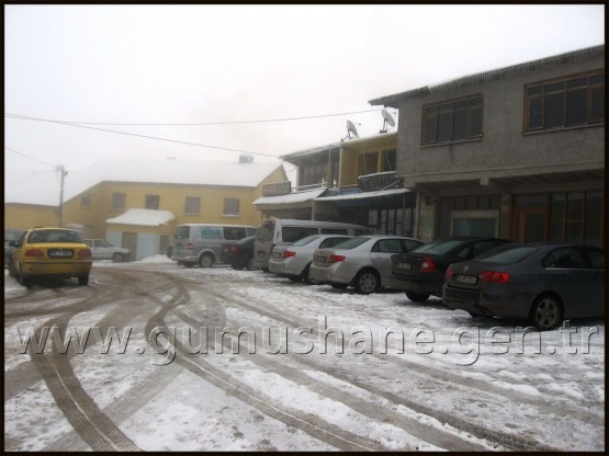 Kar Üzerinde Kurban Telaşı 1