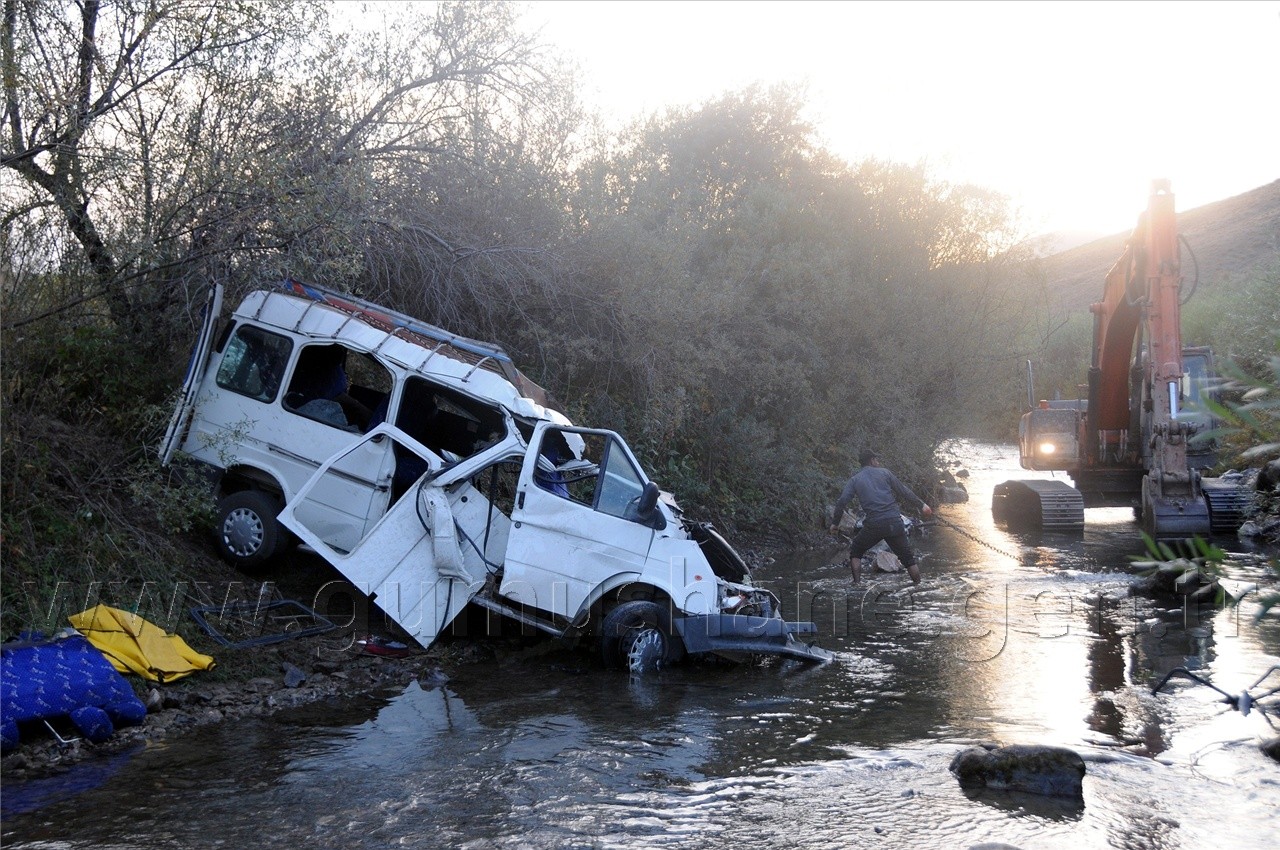 Kelkit'te Katliam Gibi Kaza: 10 Ölü, 3 Yaralı 5