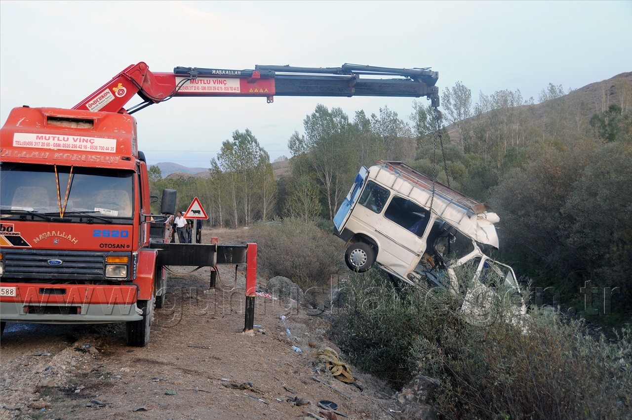 Kelkit'te Katliam Gibi Kaza: 10 Ölü, 3 Yaralı 7