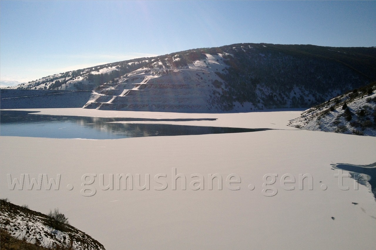 Köse Barajı Buz Tuttu 1