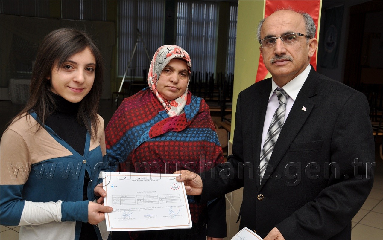 Evde Çocuk Bakım Kursu Tamamlandı 4