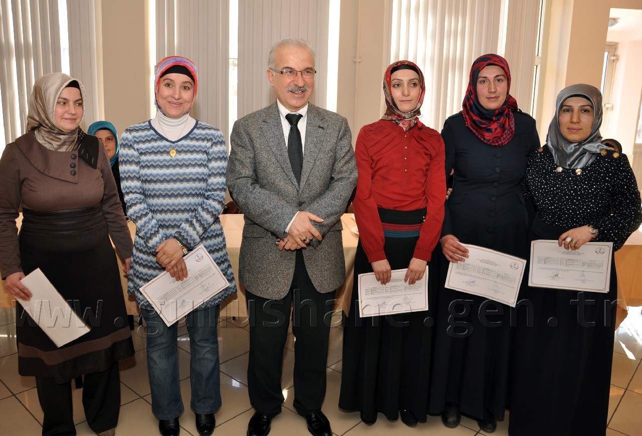 Evde Çocuk Bakımı Kursu Tamamlandı 5