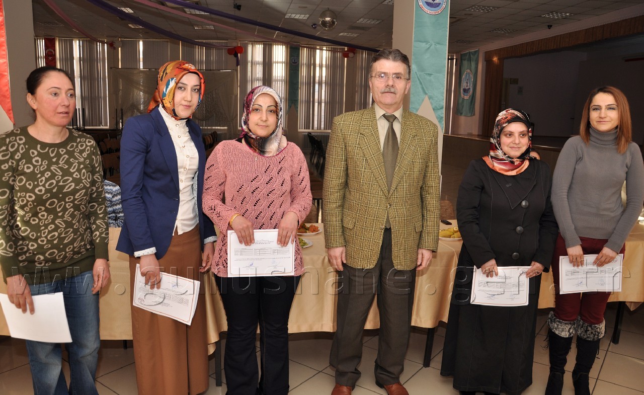 Evde Çocuk Bakımı Kursu Tamamlandı 6