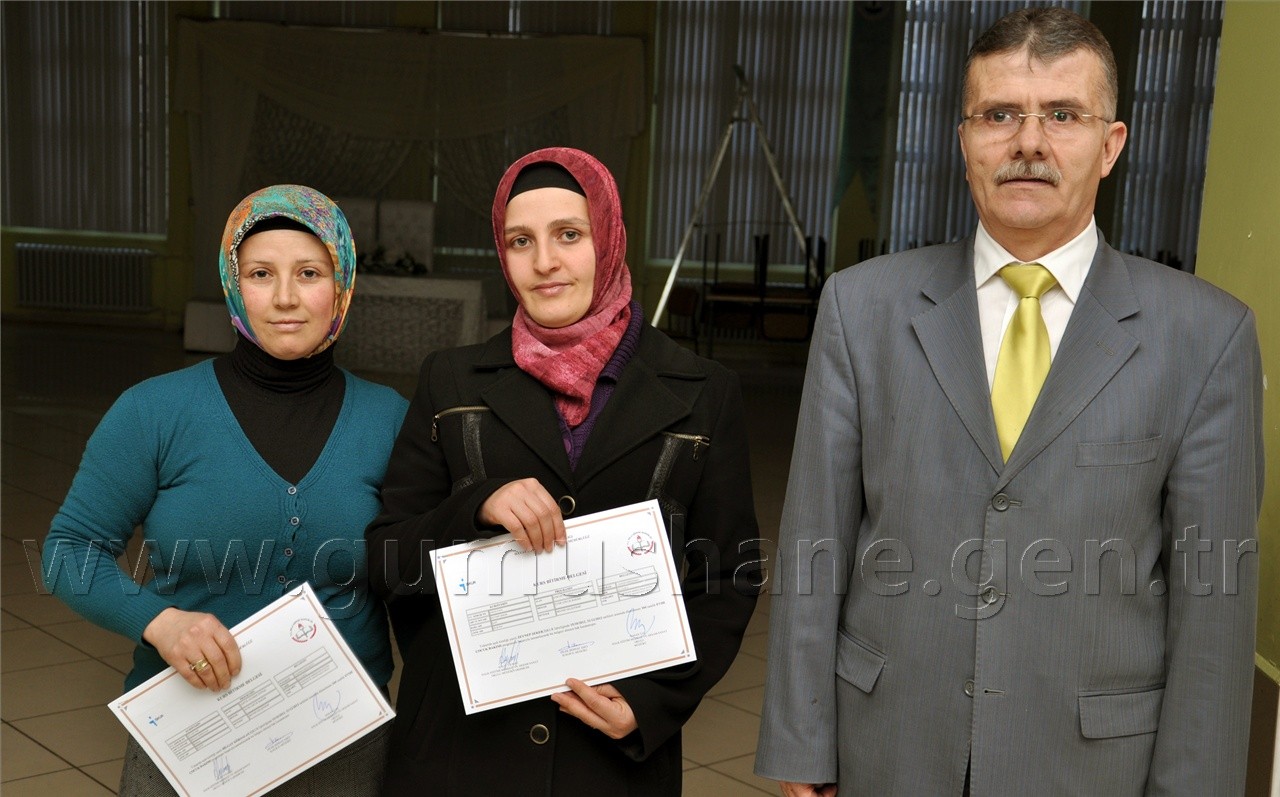 Evde Çocuk Bakım Kursu Tamamlandı 7