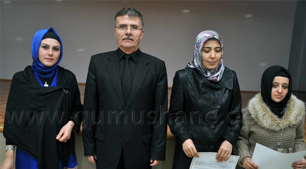 Kursiyerler Belgelerini Aldı 5