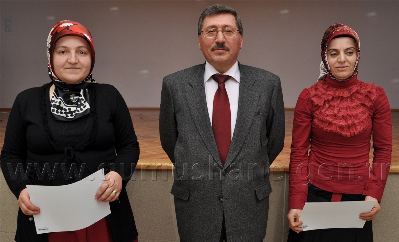 Kursiyerler Belgelerini Aldı 7