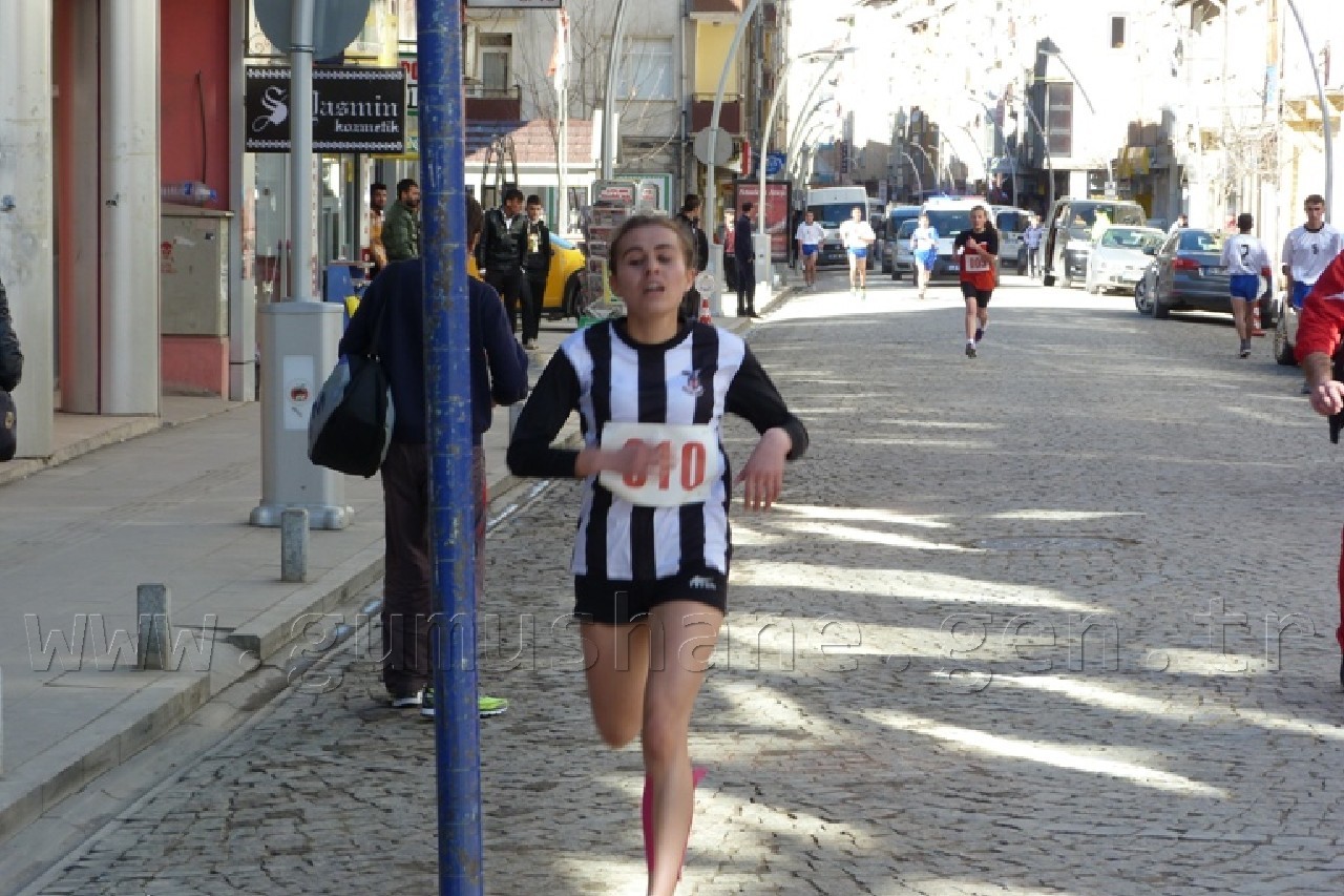 Gümüşhane'de Kurtuluş Koşusu Düzenlendi 2