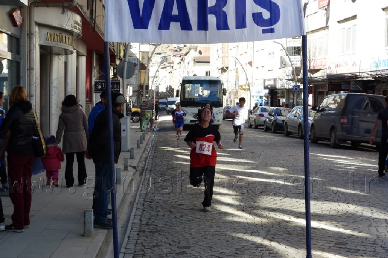 Gümüşhane'de Kurtuluş Koşusu Düzenlendi 4