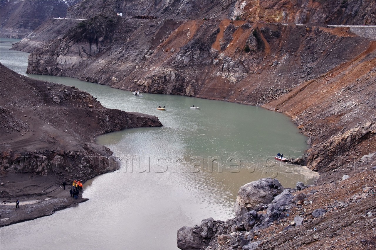 Kürtün Barajında Arama Çalışmaları Devam Ediyor 12