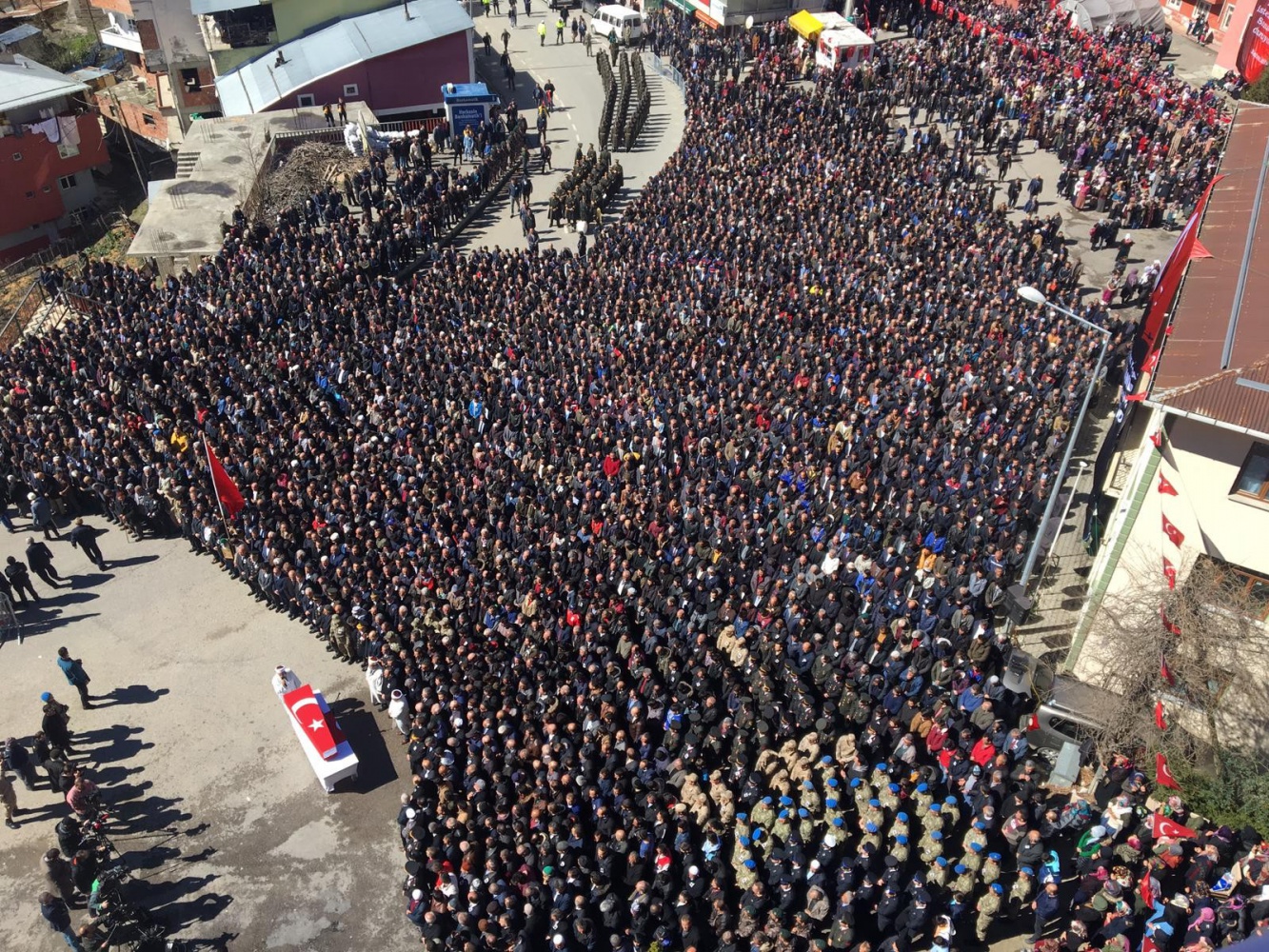 Gümüşhane şehidini son yolculuğuna uğurladı  5