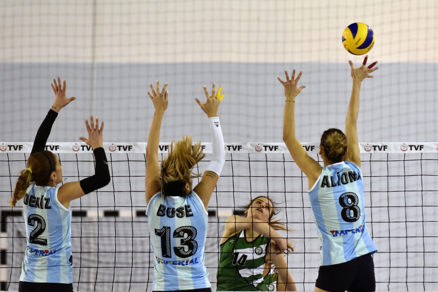 Gümüş Kızlar seriye devam dedi: 3-0 17