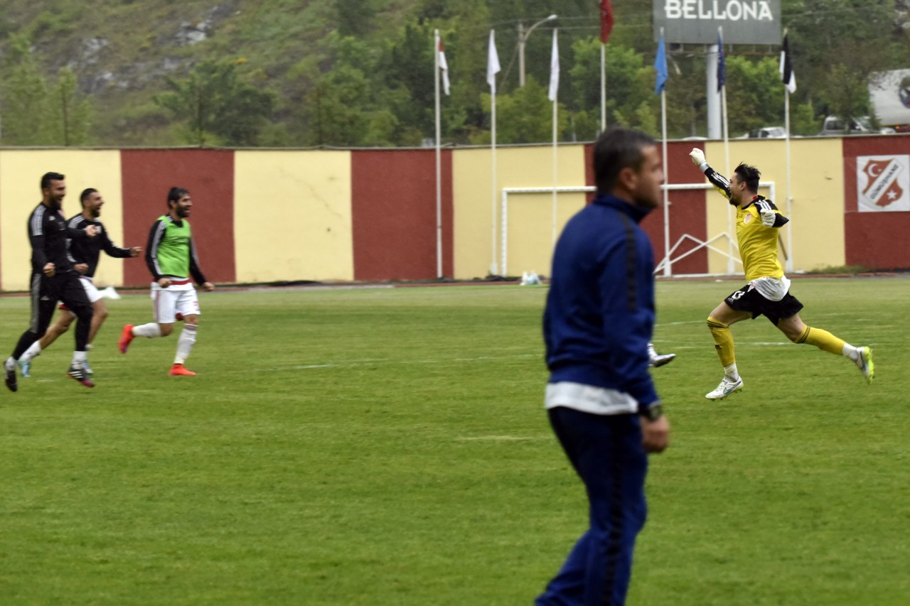 'Buraya hak ederek geldik' 22