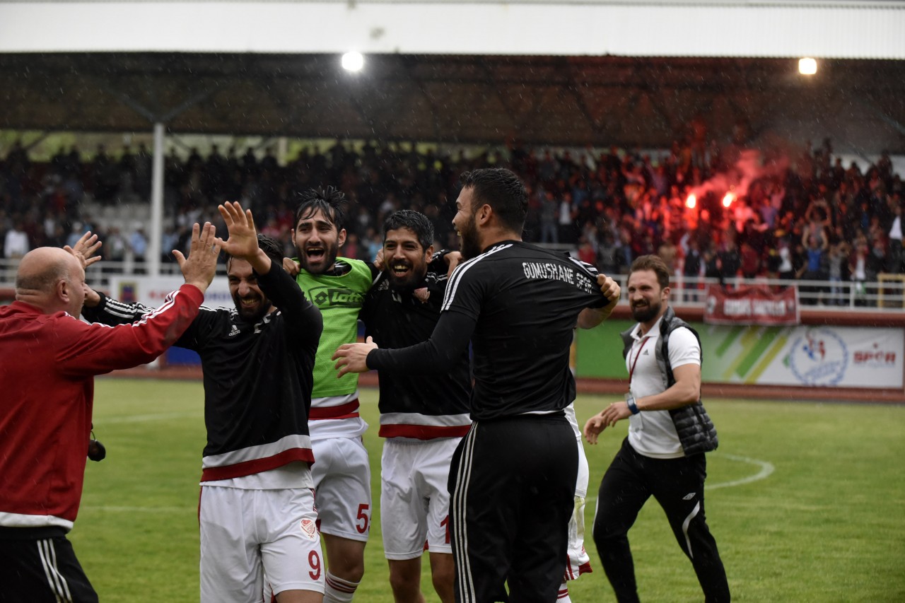 'Buraya hak ederek geldik' 27