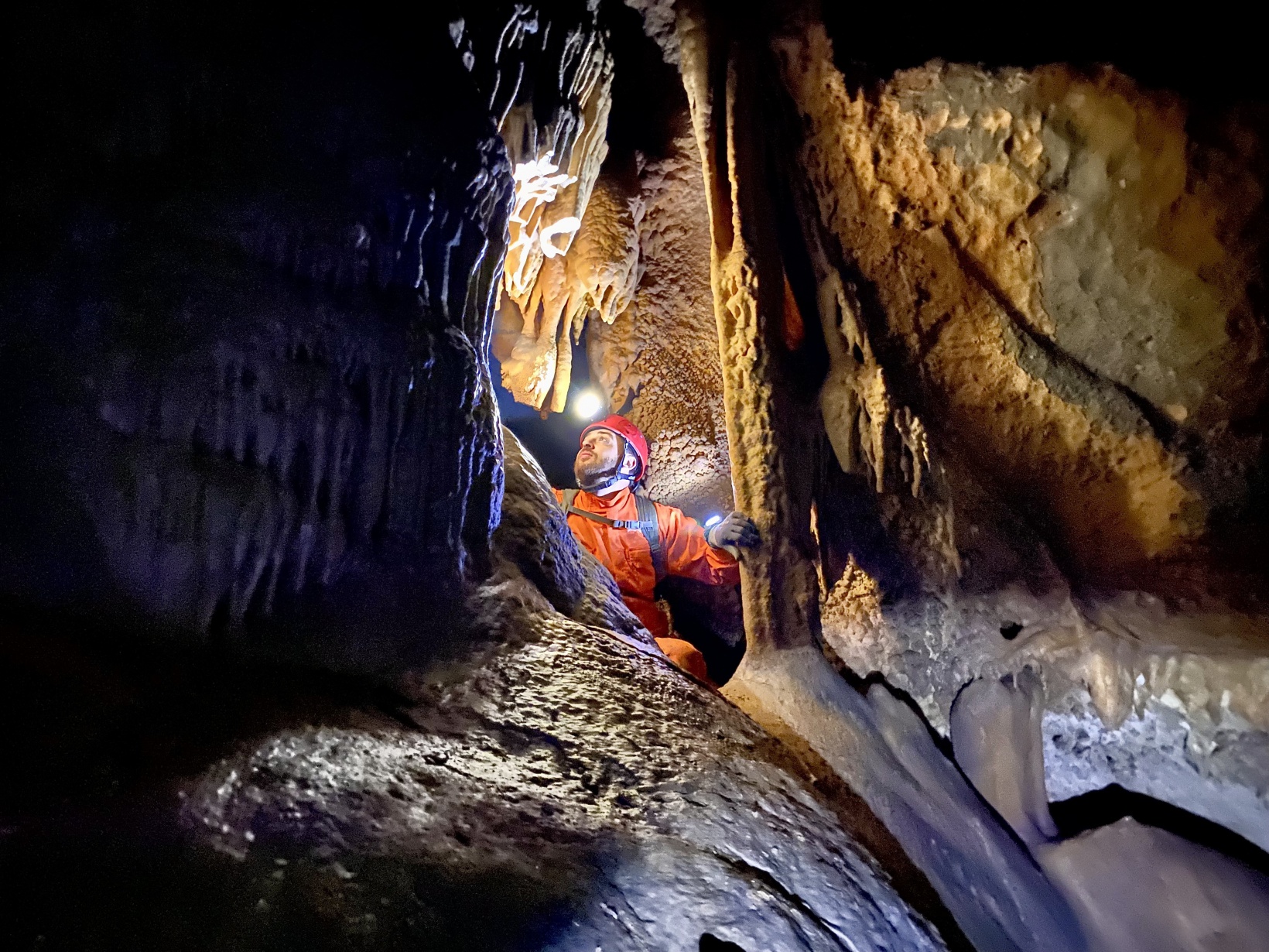 Gümüşhane mağaralarını kayıt altına alıyorlar 5