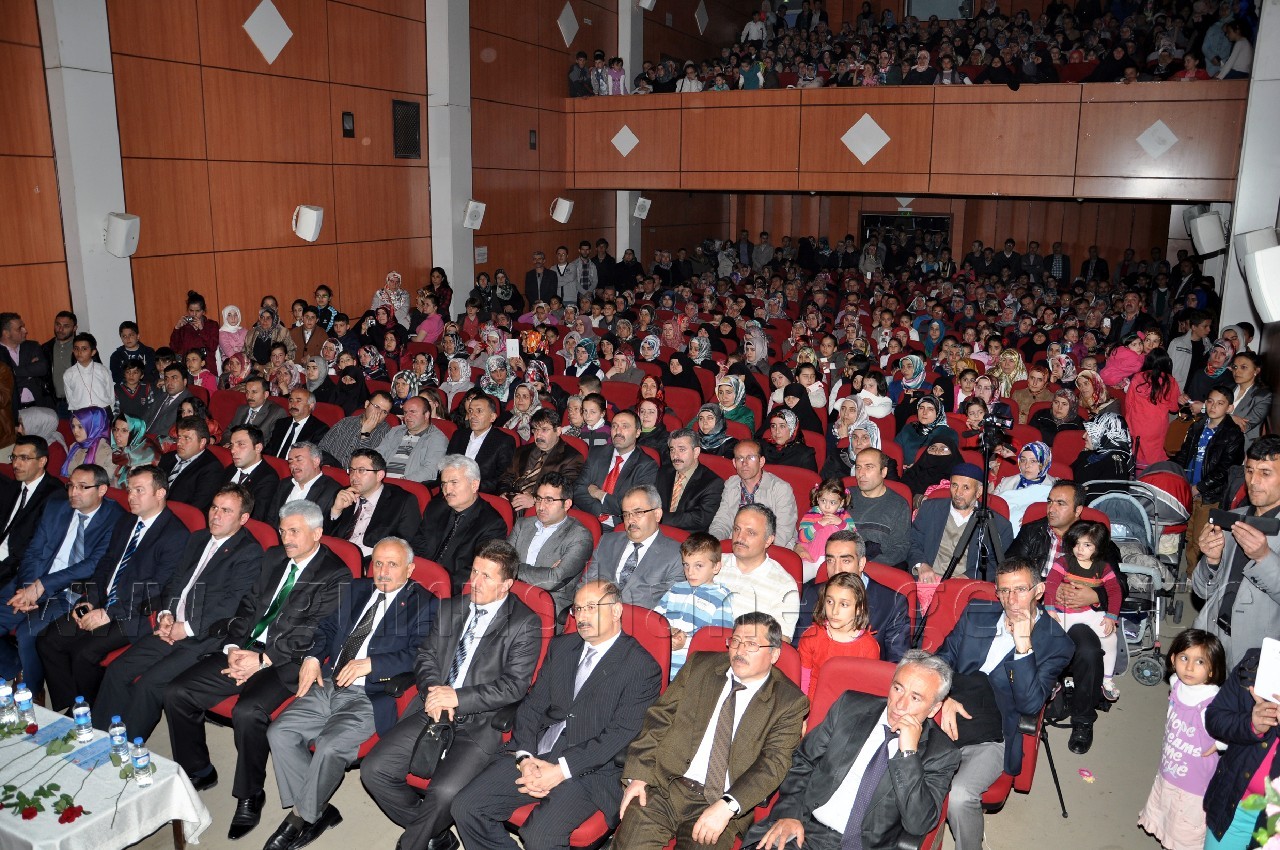 İmam Hatip Ortaokulundan Kutlu Doğum Programı 3