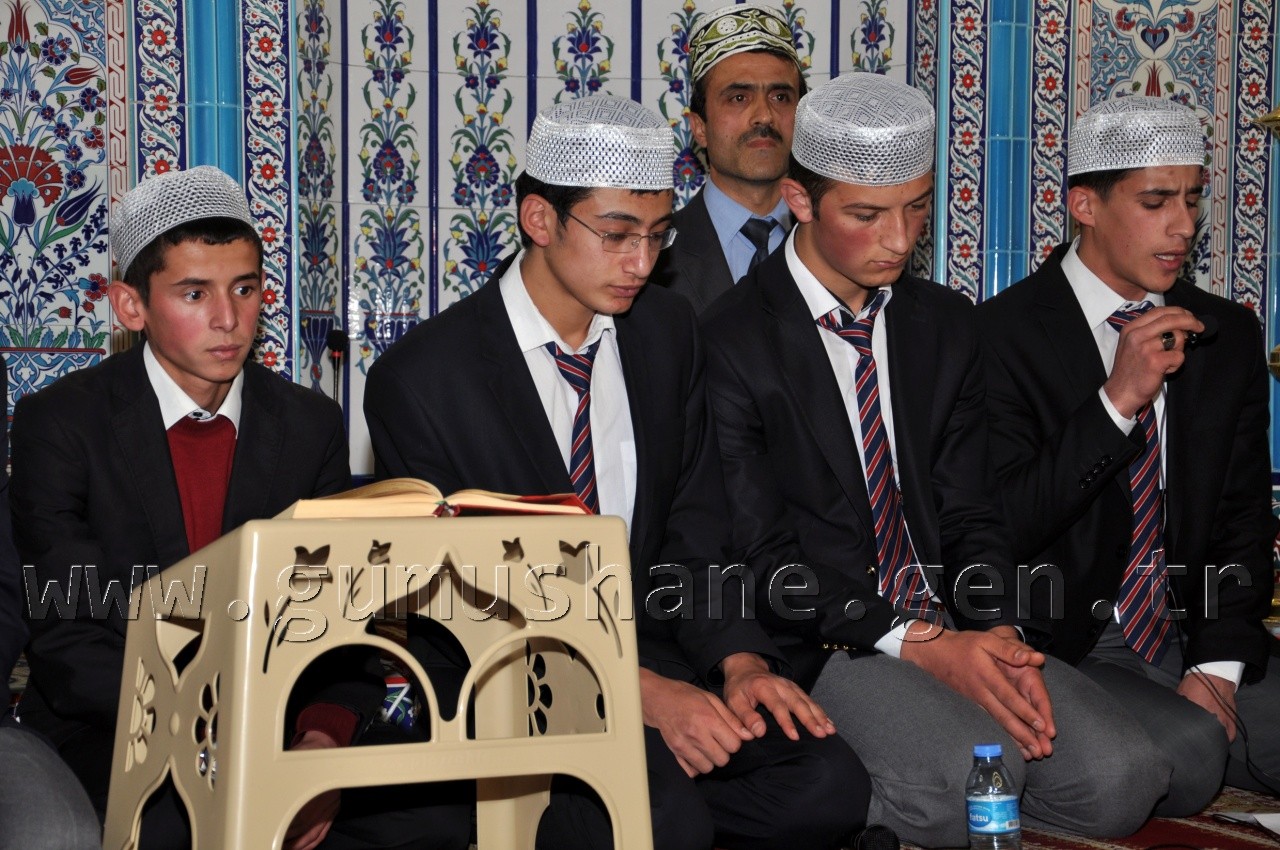 İmam Hatip Lisesi Öğrencilerinden Örnek Davranış 8