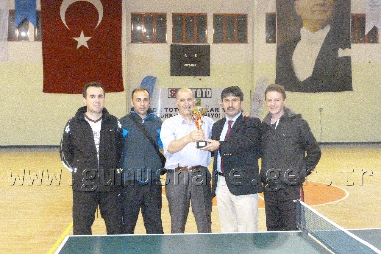 Kurumlar Arası Masa Tenisi Turnuvası Sona Erdi 2