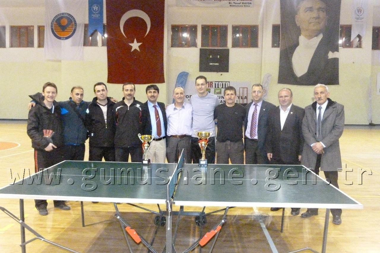 Kurumlar Arası Masa Tenisi Turnuvası Sona Erdi 3