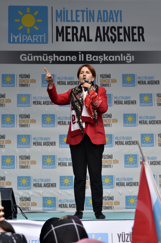 Akşener Gümüşhane’de 26