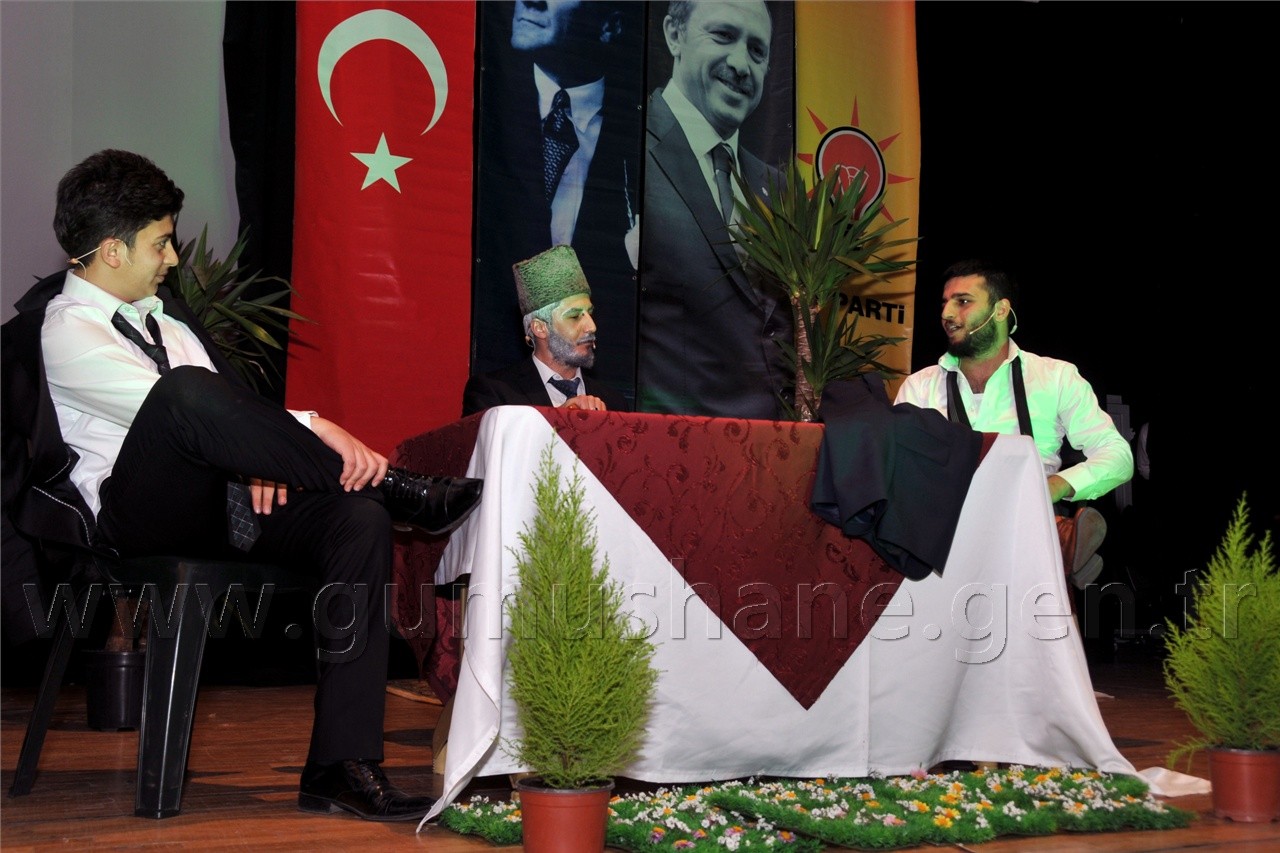 AK Gençlik Akif'i Andı 15