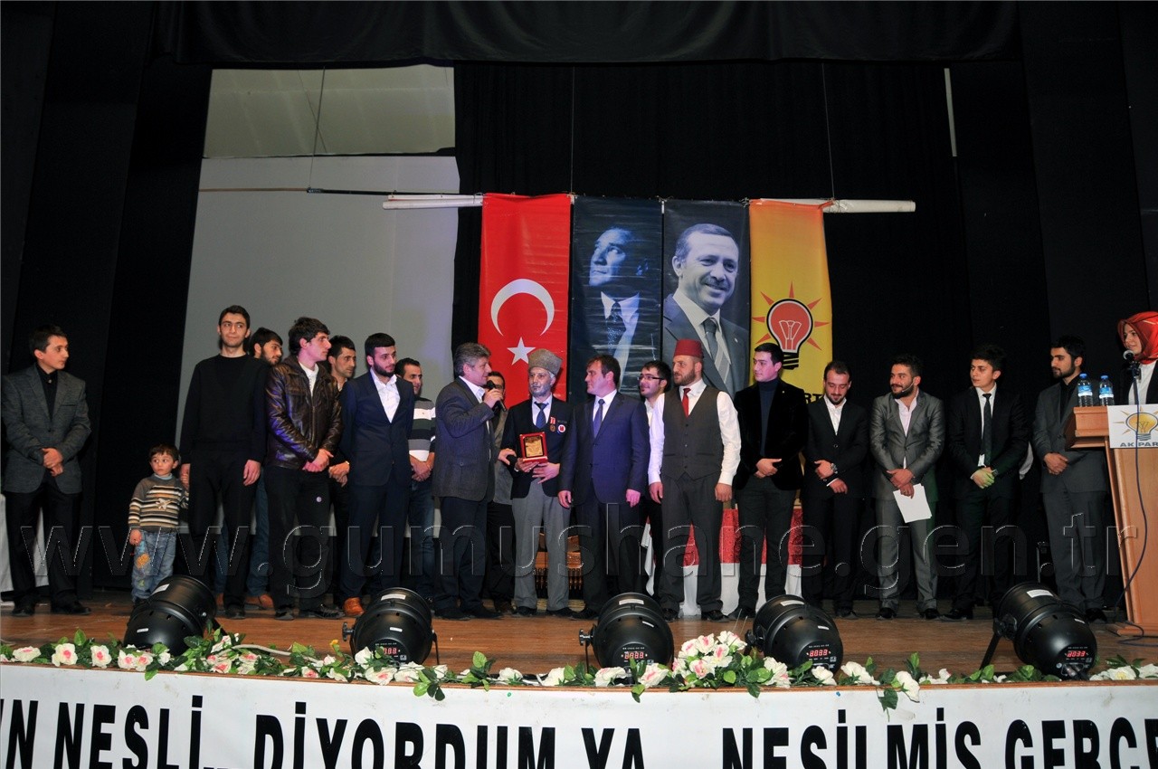 AK Gençlik Akif'i Andı 24