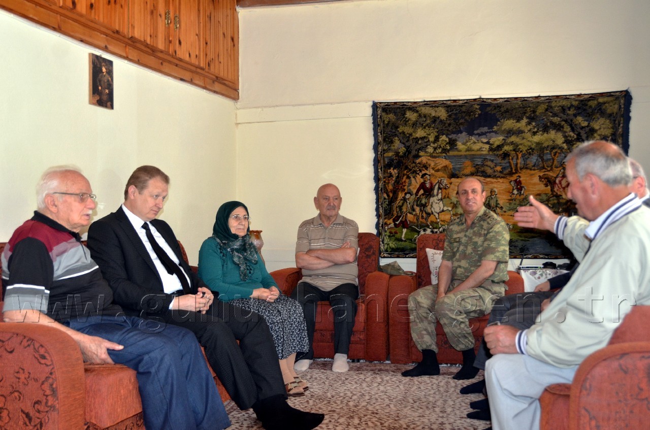 Vali Yavuz, Kore Gazilerini Ziyaret Etti 4