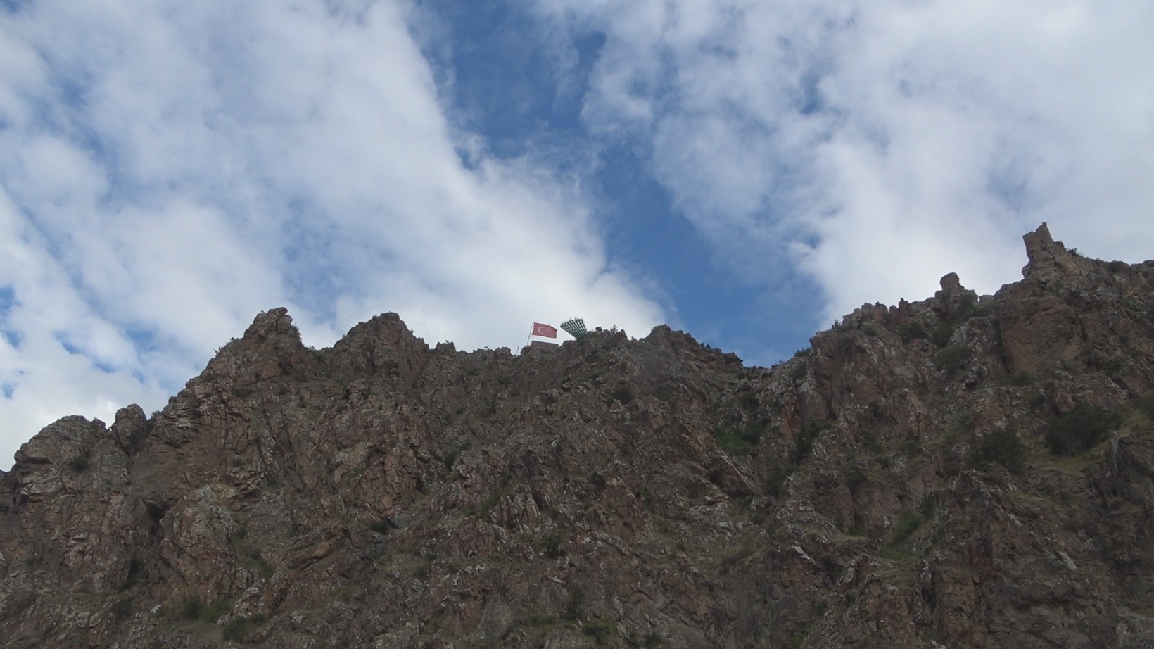 240 metre yüksekte nikah 1