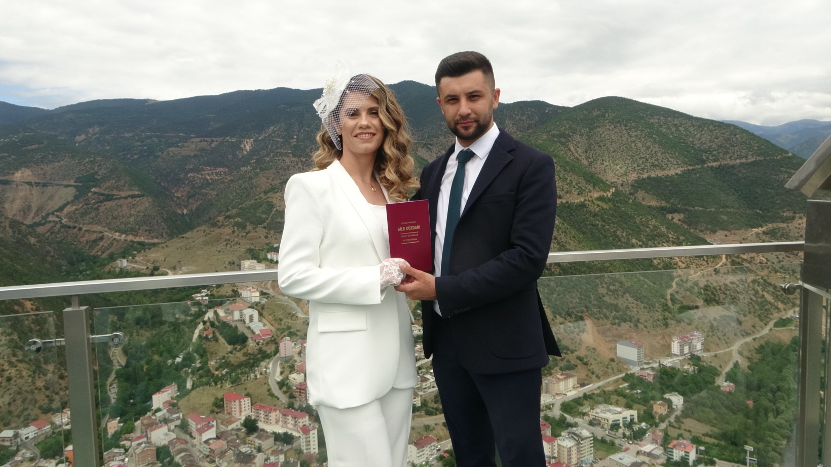 240 metre yüksekte nikah 2