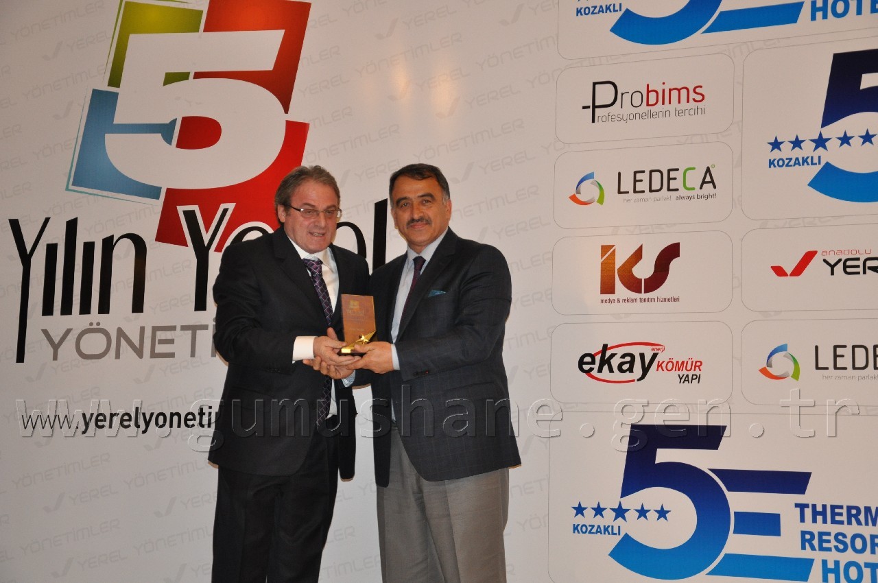 Başkan Canlı Ödülünü Aldı 3