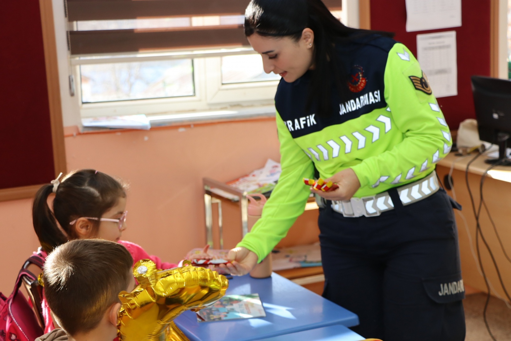 Jandarma’dan mini mini birlere “J” ziyareti 1