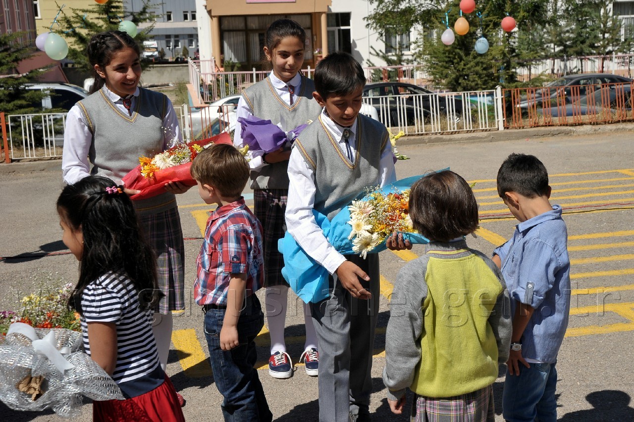 Gümüşhane'de 19 Bin 477 Öğrenci İçin Ders Zili Çaldı 7