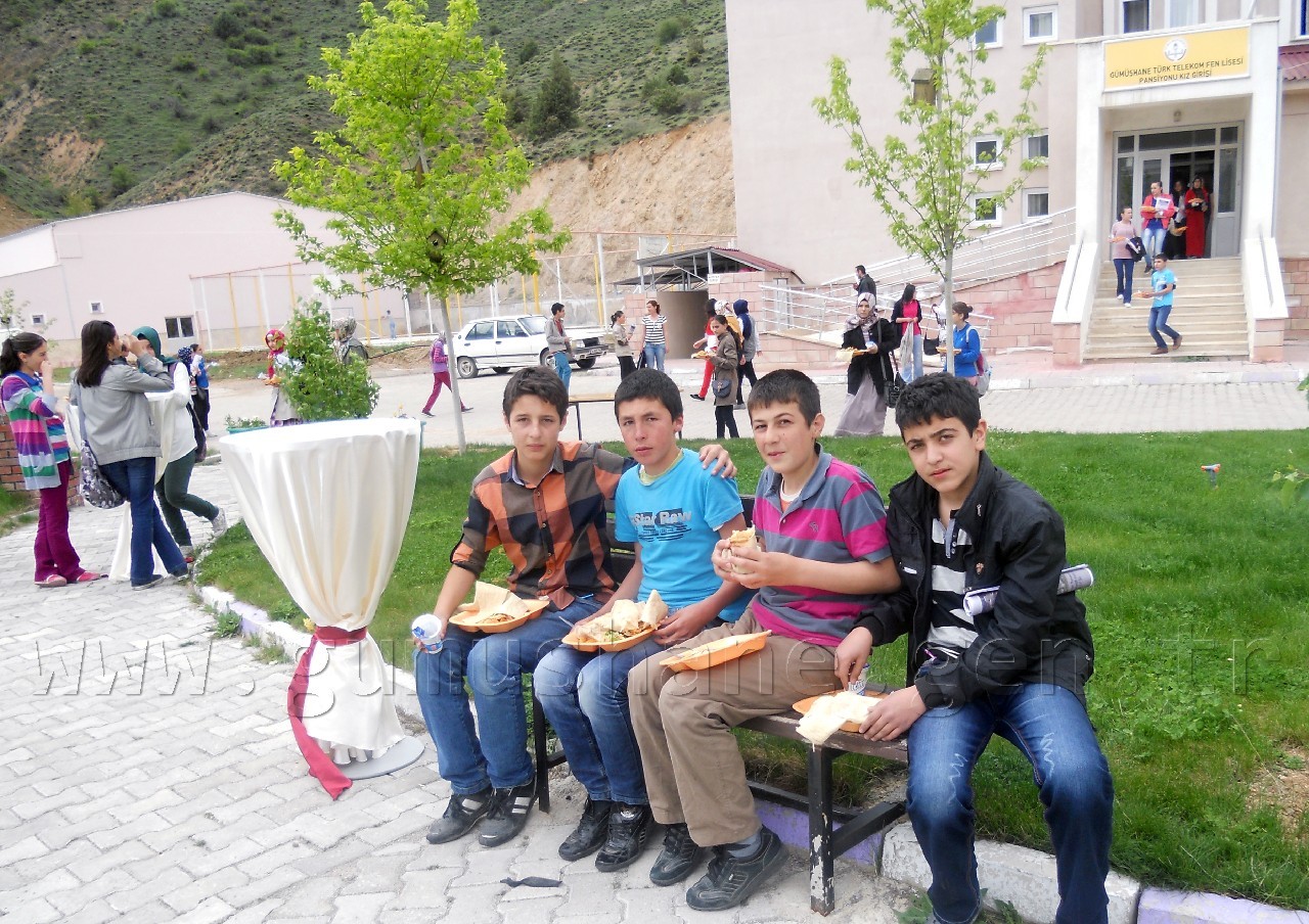 Gümüşhane'de Matematik ve Fen Bilimleri Olimpiyatı Yapıldı 1