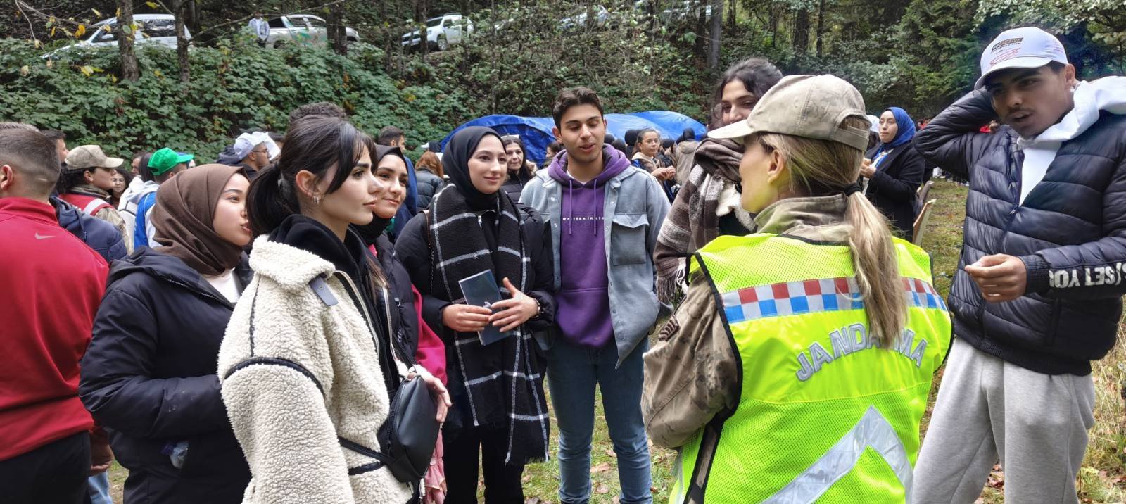 Jandarma her fırsatta bilgilendiriyor 5