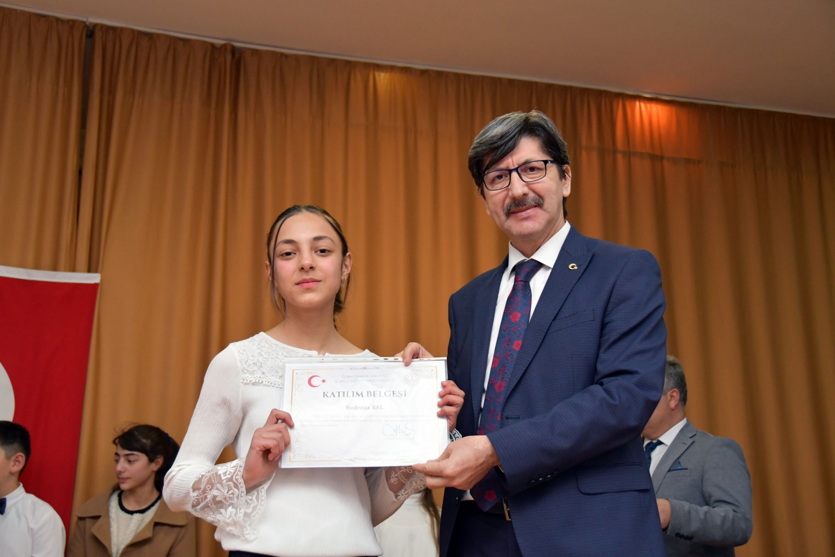 İstiklal Marşını en güzel okumak için yarıştılar 4