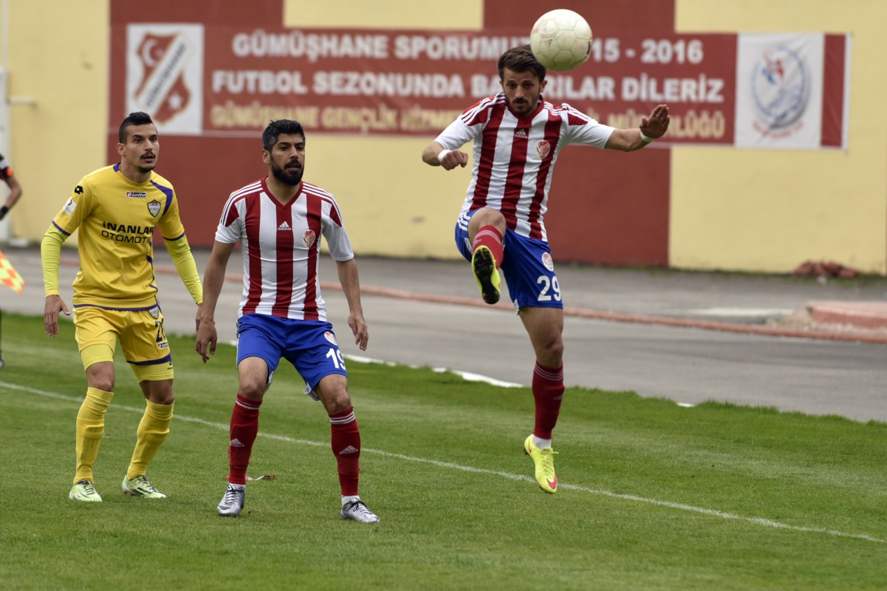 Gümüş, Eyüpspor'a acımadı: 2-0 36