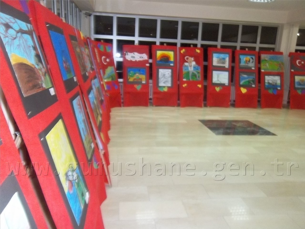 Özel Bahar'dan Resim Sergisi  1