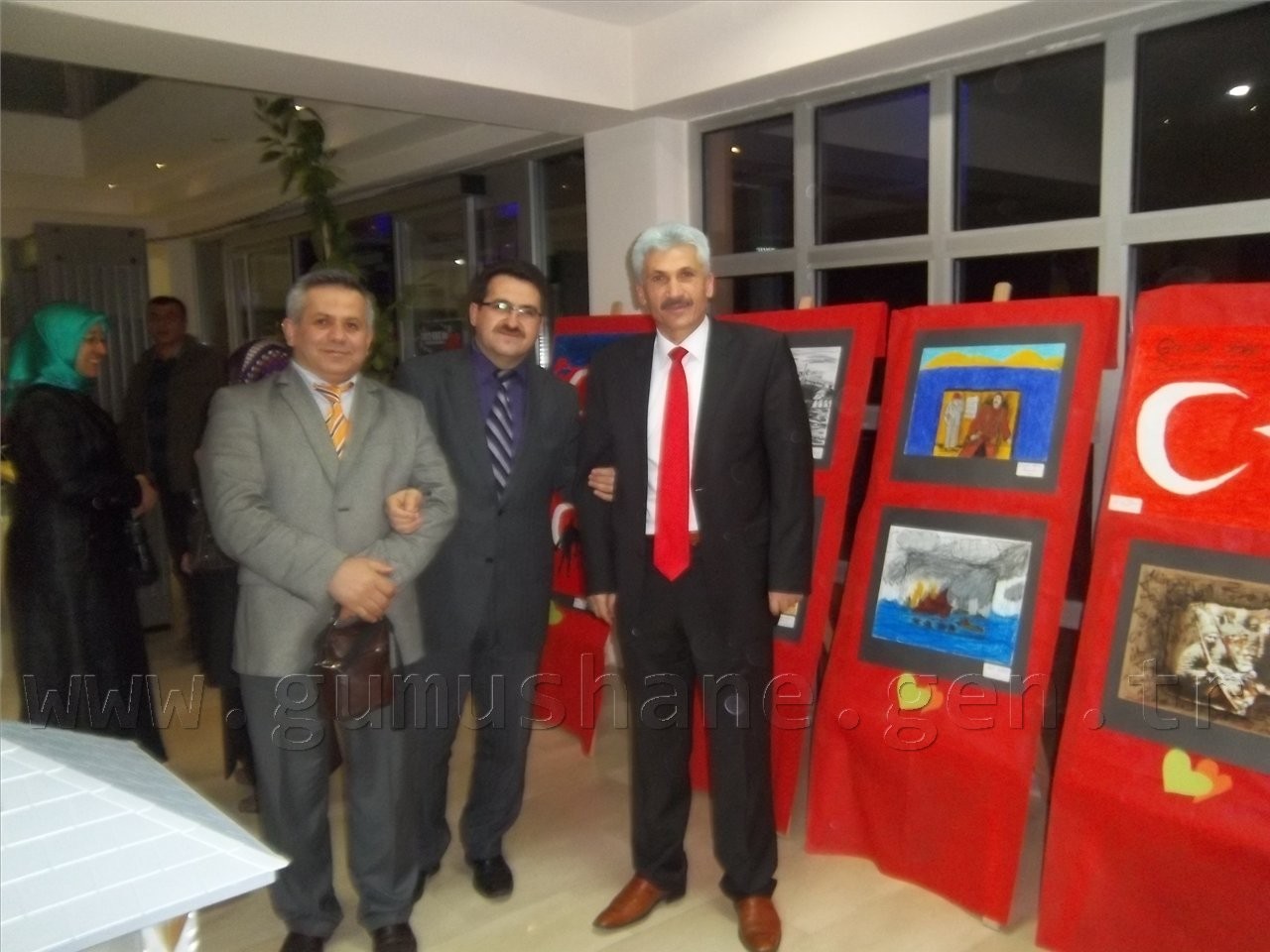 Özel Bahar'dan Resim Sergisi  3