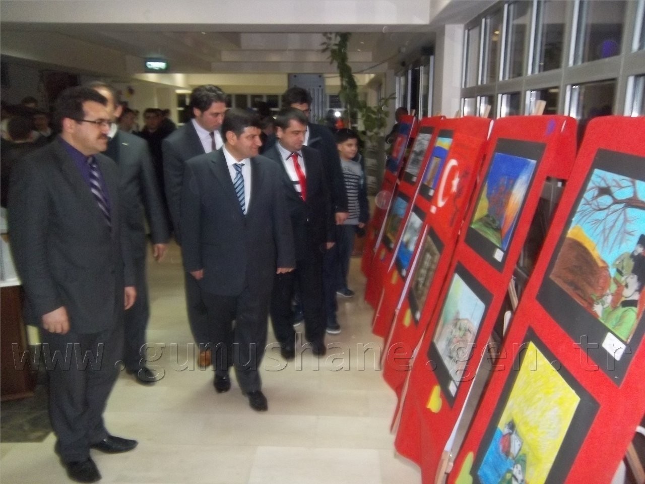 Özel Bahar'dan Resim Sergisi  7