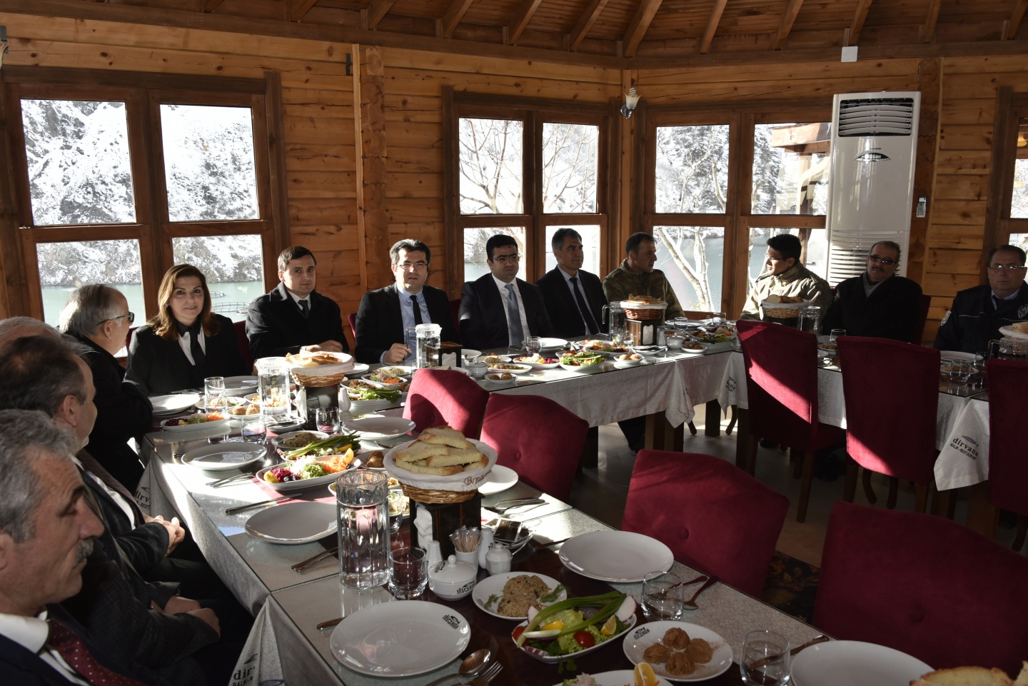 Vali Memiş Özkürtün'de 10