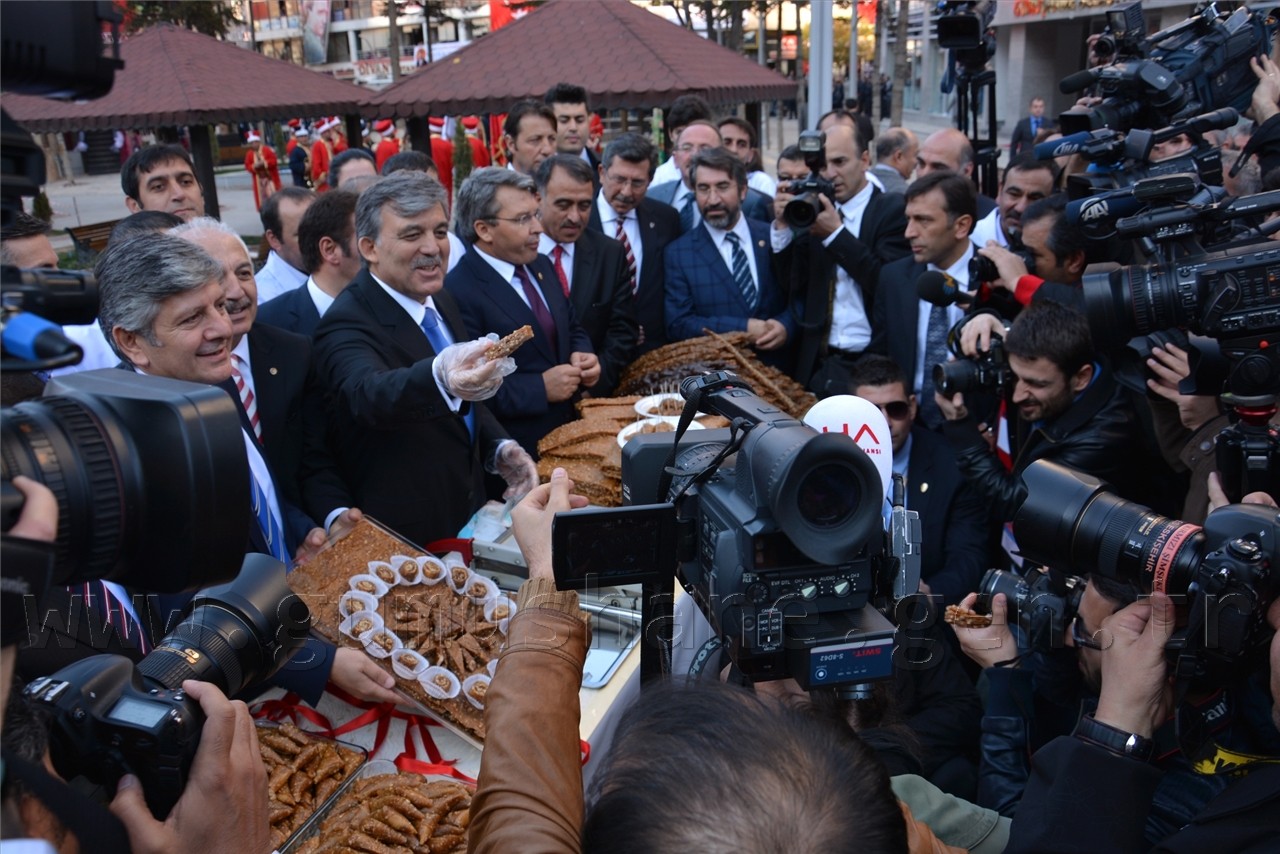 Cumhurbaşkanı Gül, Gümüşhane'de Halka Seslendi 12