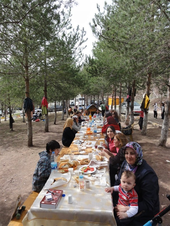 Emniyet 300 Fidanı Toprakla Buluşturdu 20