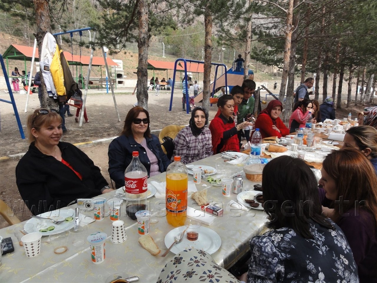 Emniyet 300 Fidanı Toprakla Buluşturdu 21