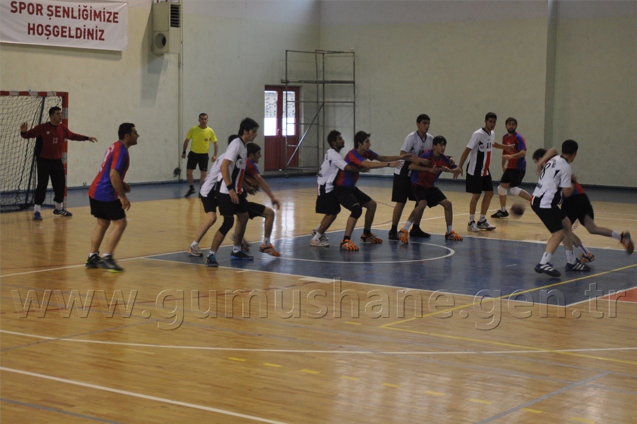 Hentbol'de Puan Hasreti Sürüyor 1