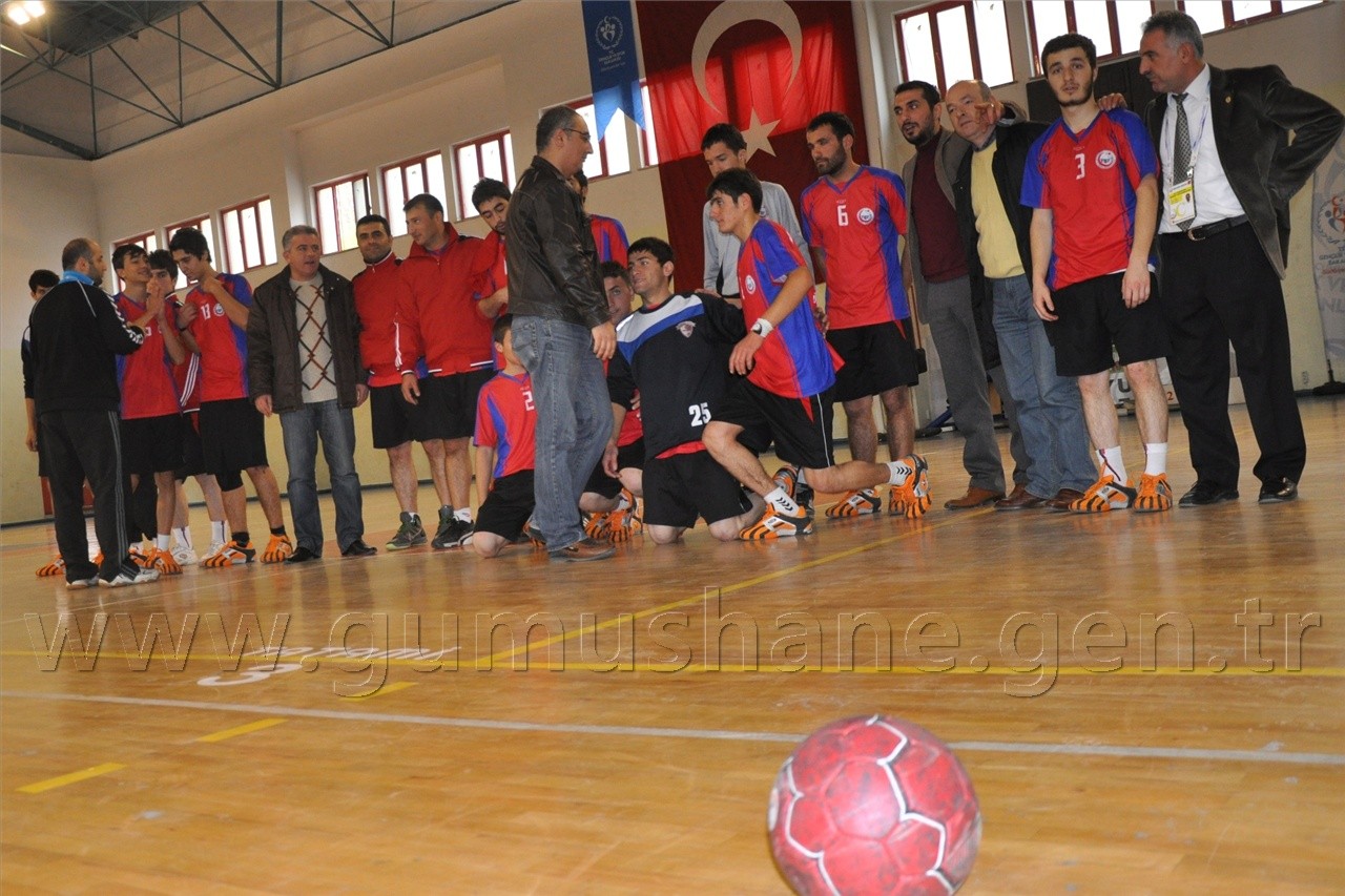 Hentbol'de Puan Hasreti Sürüyor 4