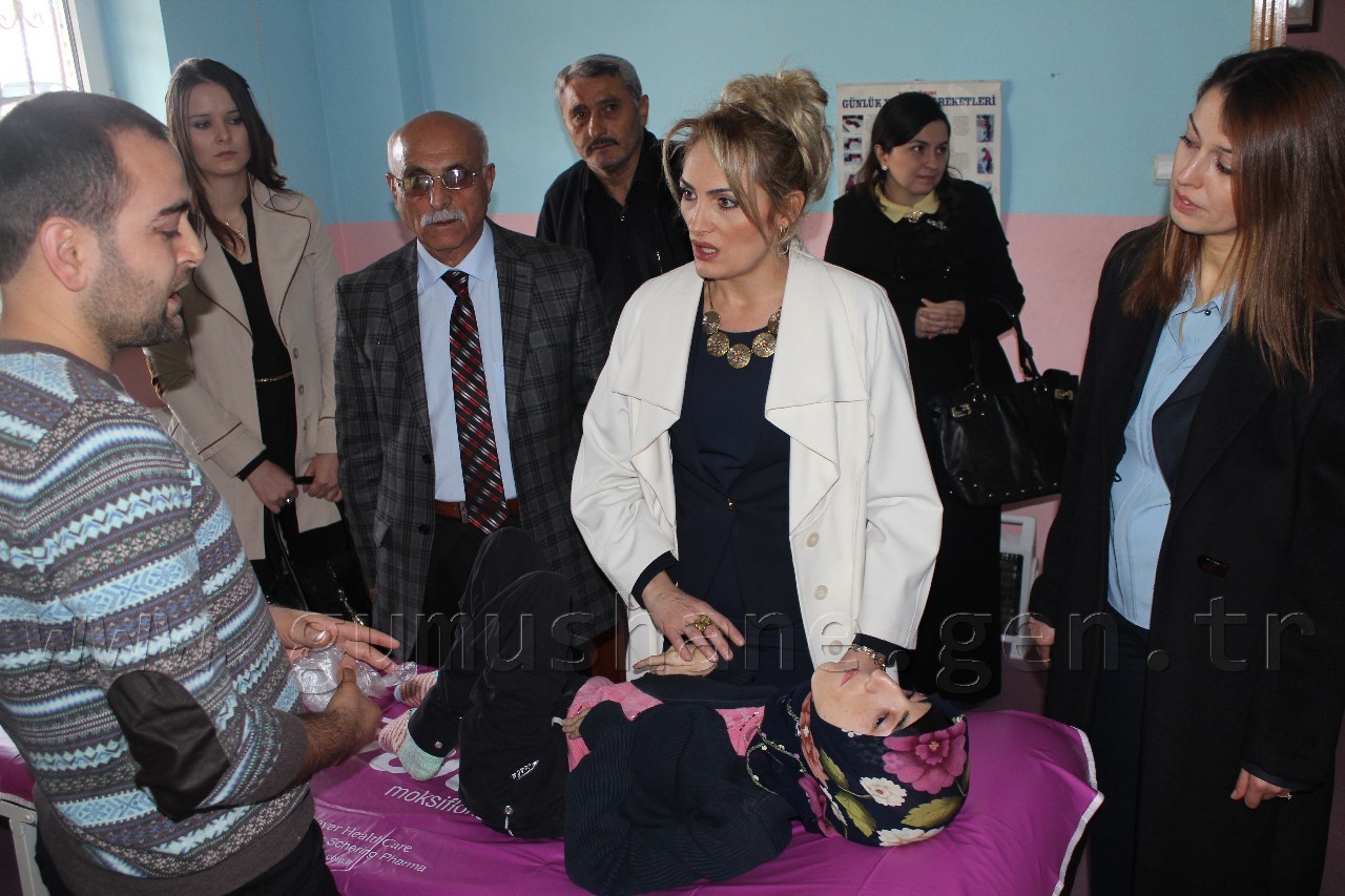 Protokol Eşleri Kelkit’te 7