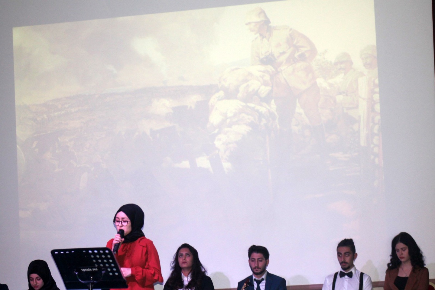 Üniversite öğrencilerden anlamlı program 11