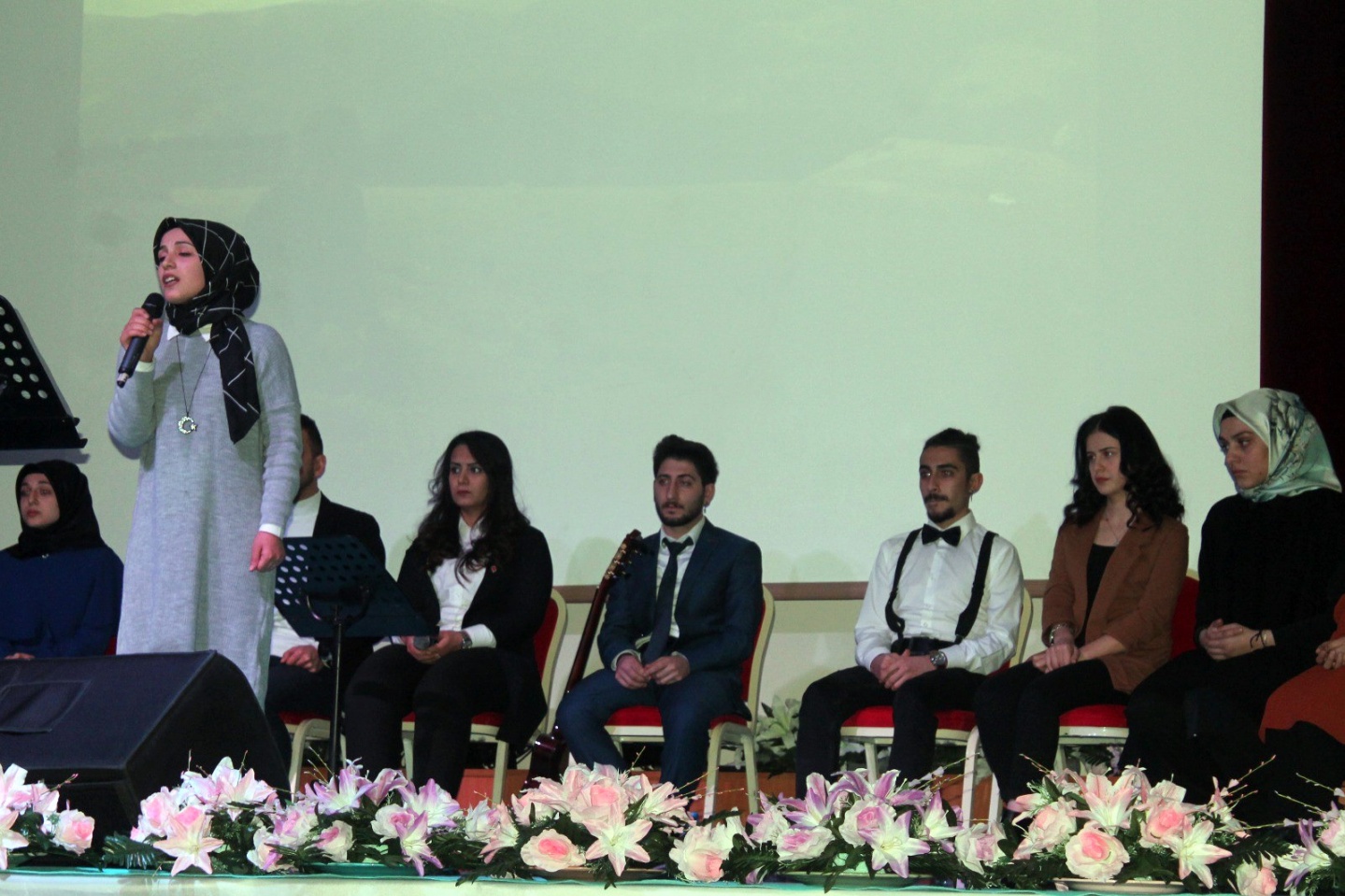 Üniversite öğrencilerden anlamlı program 1