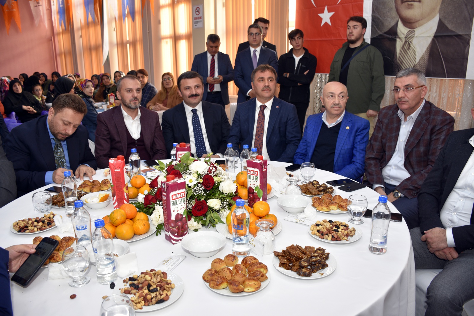 AK Parti Genel Başkan Yardımcısı Erkan Kandemir Gümüşhane'de 11