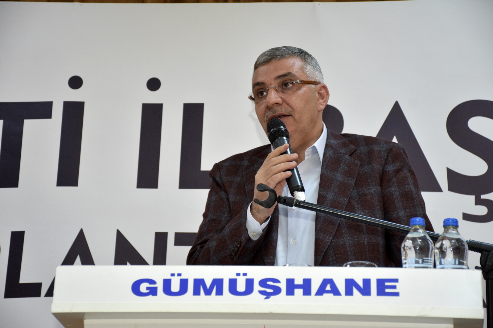 AK Parti Genel Başkan Yardımcısı Erkan Kandemir Gümüşhane'de 17