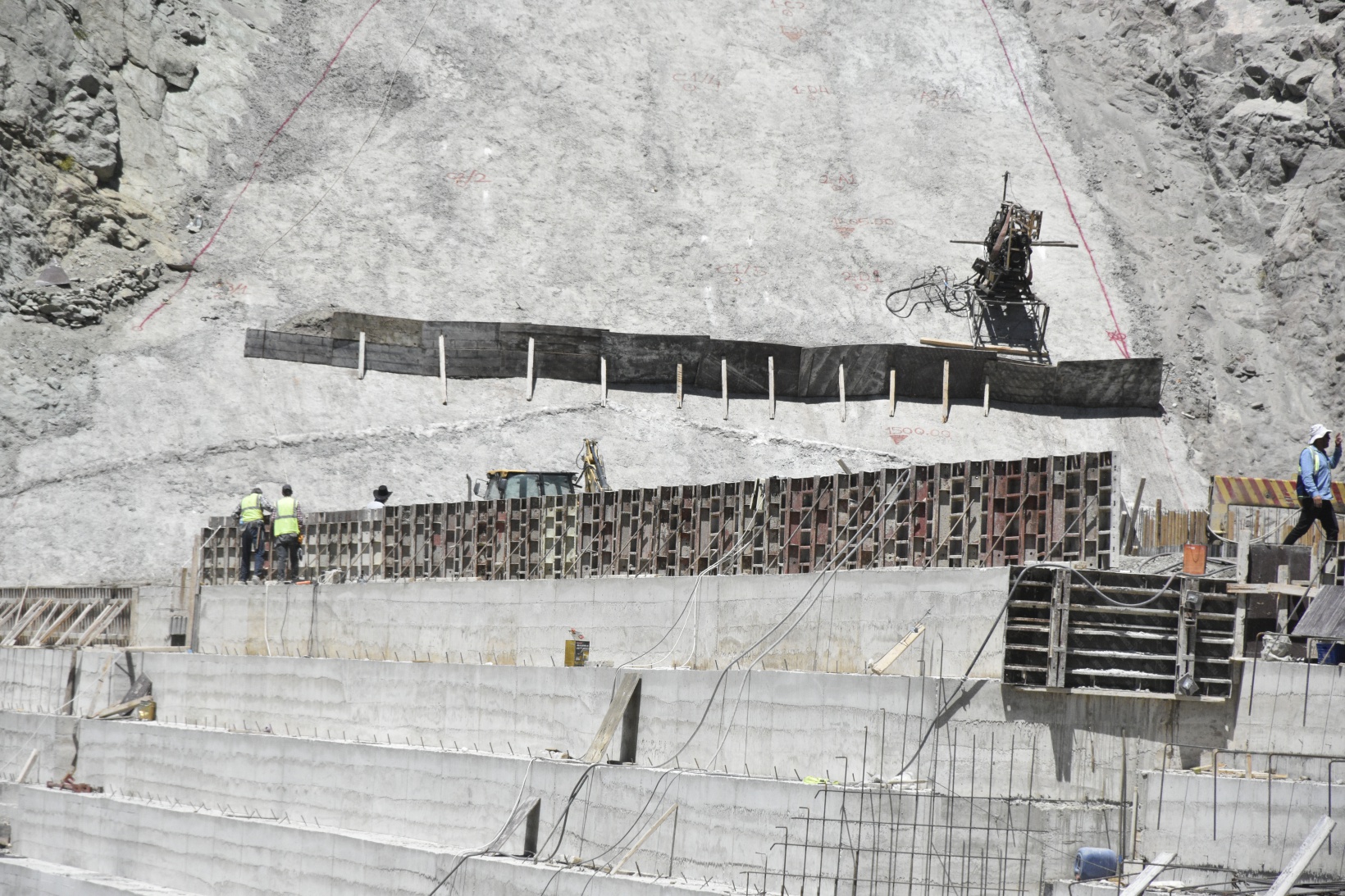 Bahçecik Barajı'nın gövde yüksekliği yüzde 75'e ulaştı 10